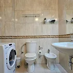 Next To Blloku 2-bdr Spacious Apartamento