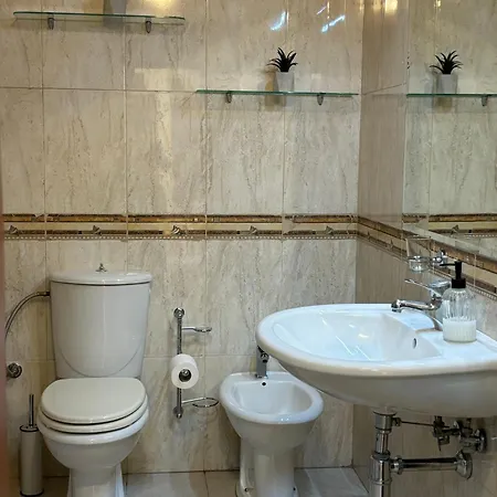 דירה Next To Blloku 2-bdr Spacious *