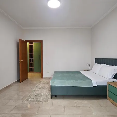 公寓 Next To Blloku 2-bdr Spacious *