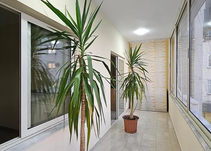 Appartement Next To Blloku 2-bdr Spacious
